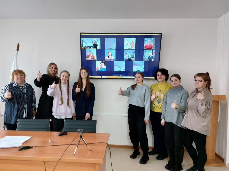 Конференция Движения Первых.